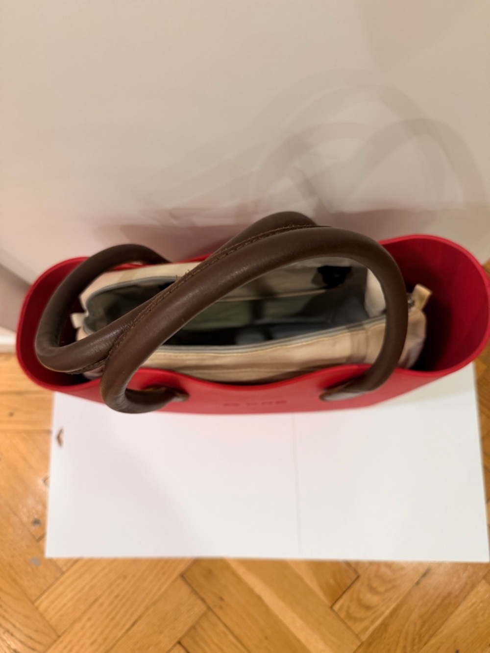 O Bag Italy Tote –Red, Removable Handles & Insert, Extra Tan Handles Included - Picture 7 of 10